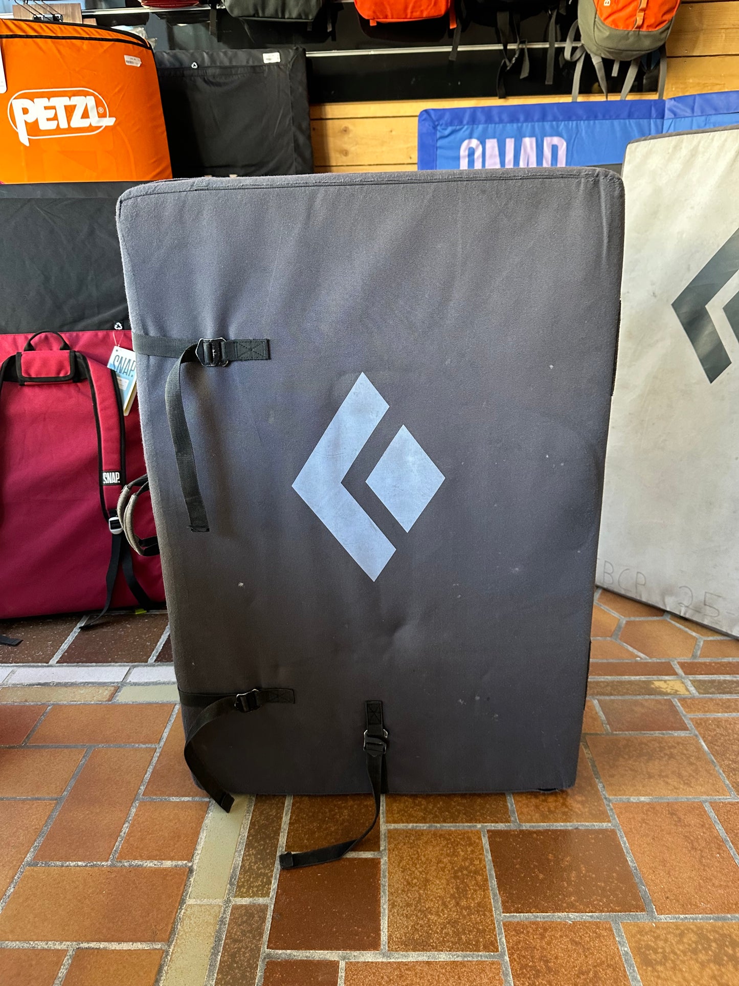 Crash-pad BLACK DIAMOND Circuit - OCCASION (FBCP 24-08)