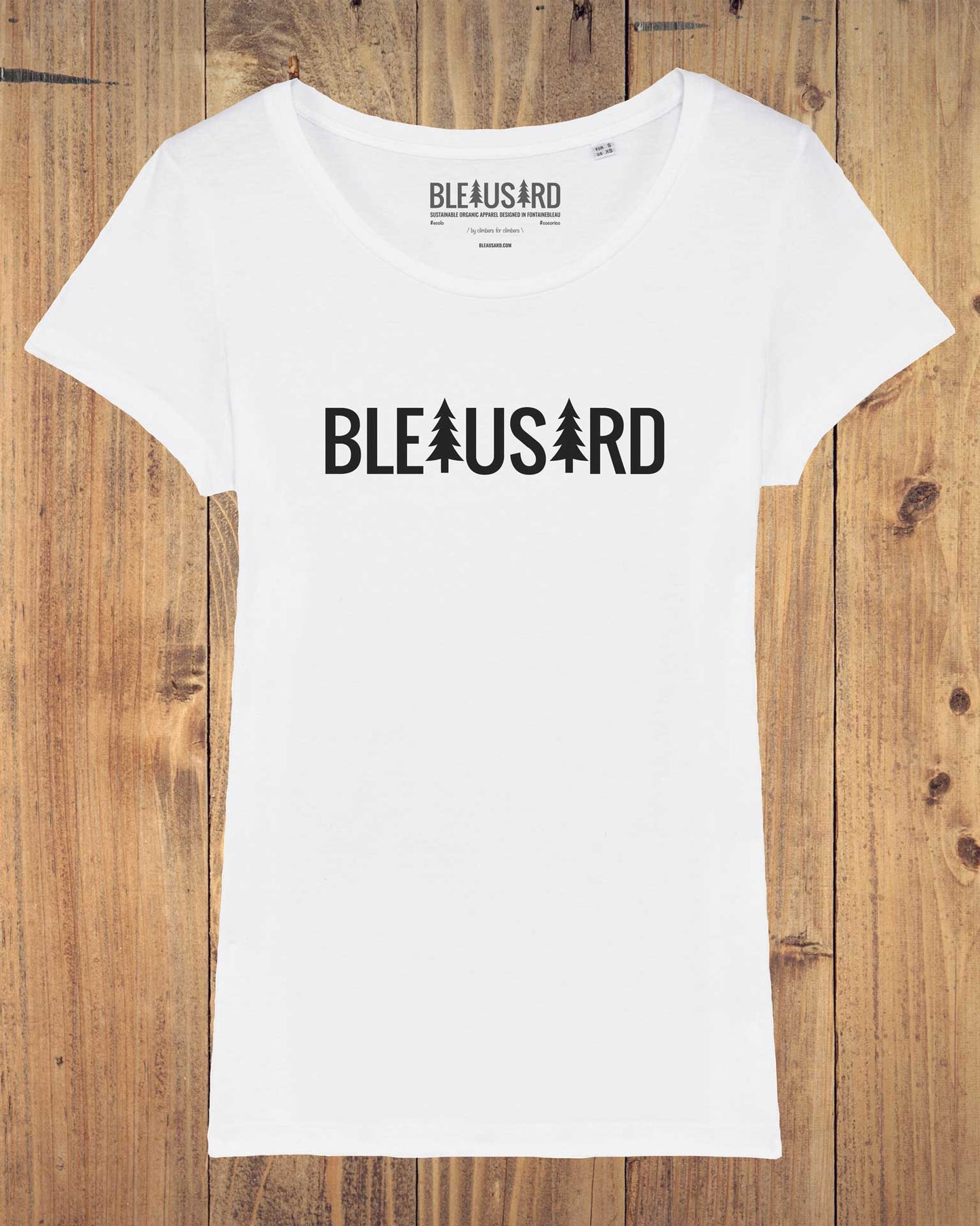 Women's "Essential" tee