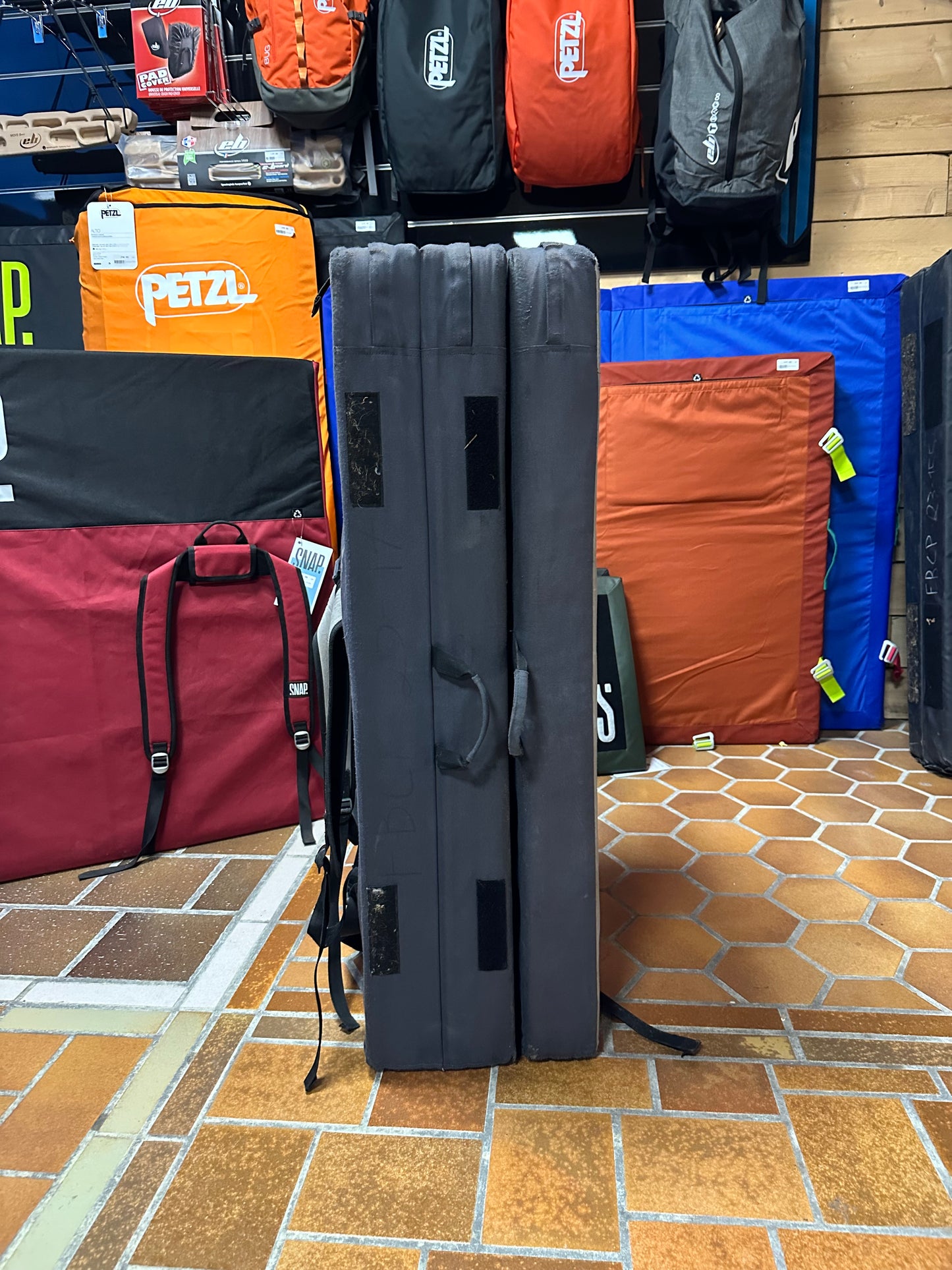 Crash-pad BLACK DIAMOND Circuit Z - OCCASION (FBCP 25-17)